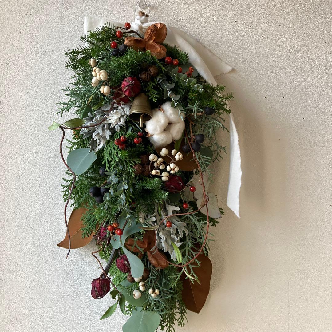 コットンとローゼルのクリスマススワッグガーランド　マグノリア　フレッシュ針葉樹