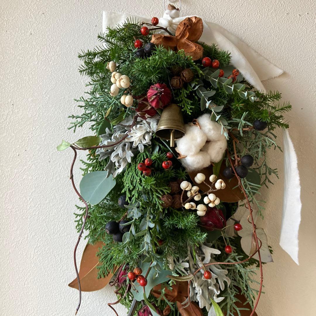 コットンとローゼルのクリスマススワッグガーランド　マグノリア　フレッシュ針葉樹