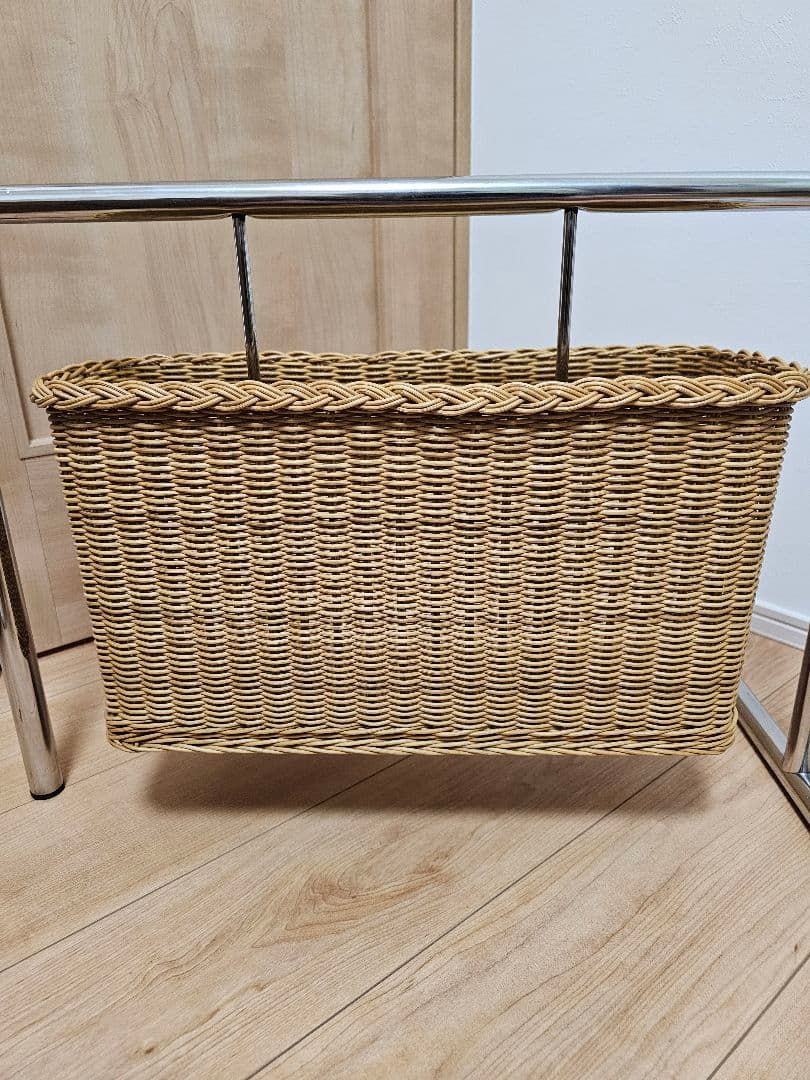 ザノッタ ポト マガジンラック サイドテーブル アンドレア・ブランジ