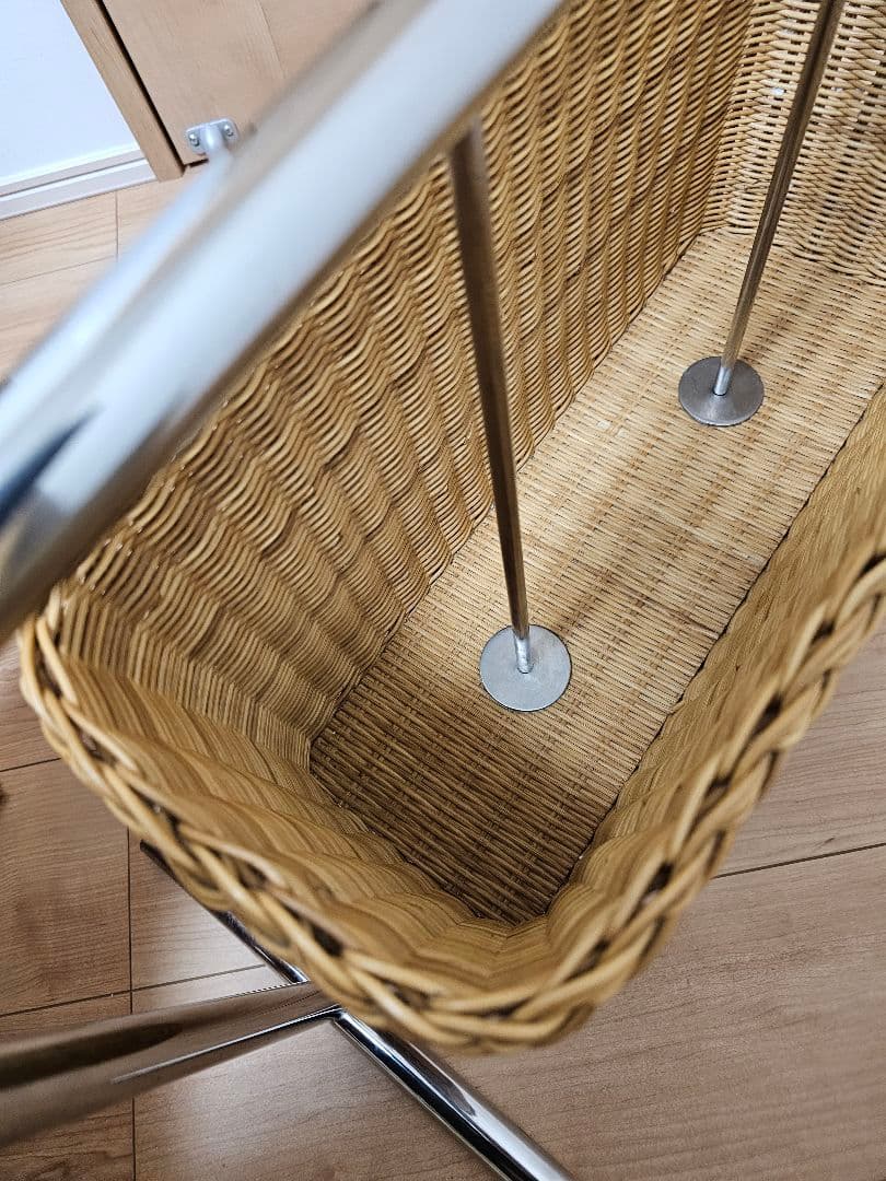 ザノッタ ポト マガジンラック サイドテーブル アンドレア・ブランジ