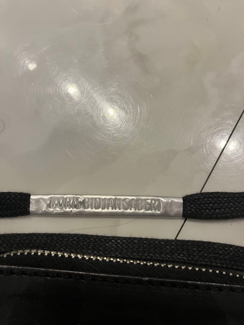 boris bidjan saberiカードケース