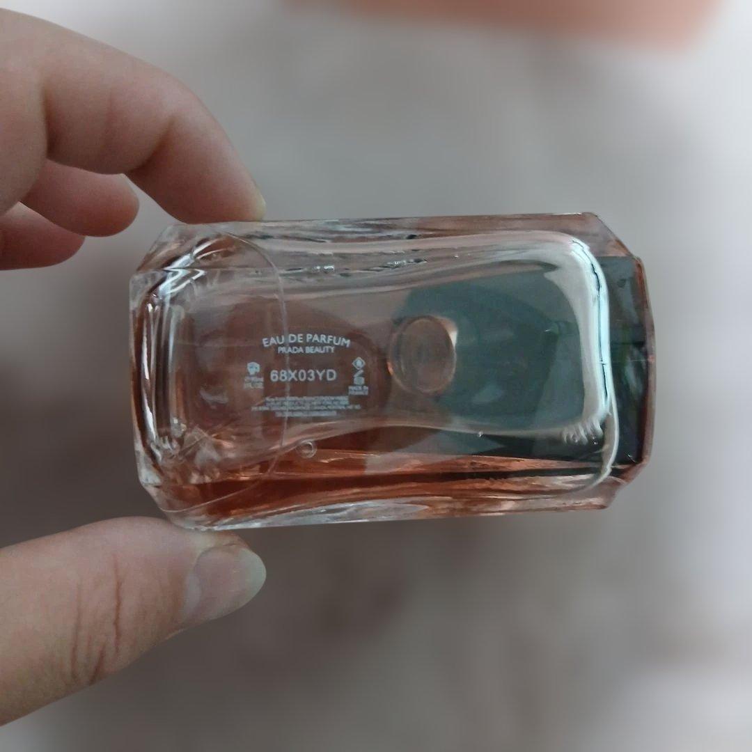 PRADA PARADOXE 香水　90ml