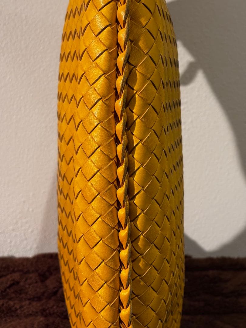 ボッテガヴェネタBOTTEGA VENETAイントレチャートショルダーバッグ