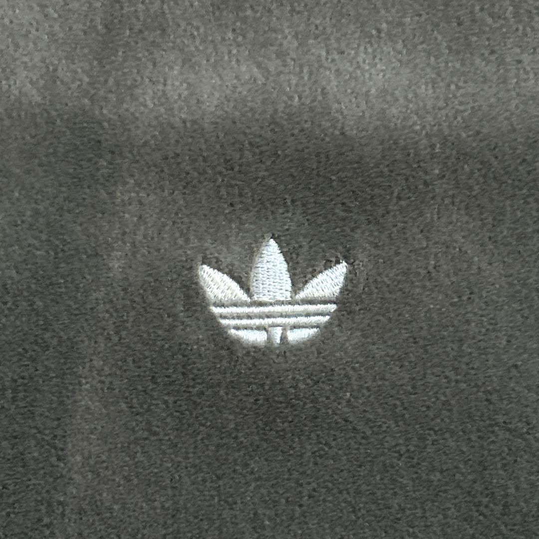 美品　adidas originals ベルベット　トラックジャケット　グレー