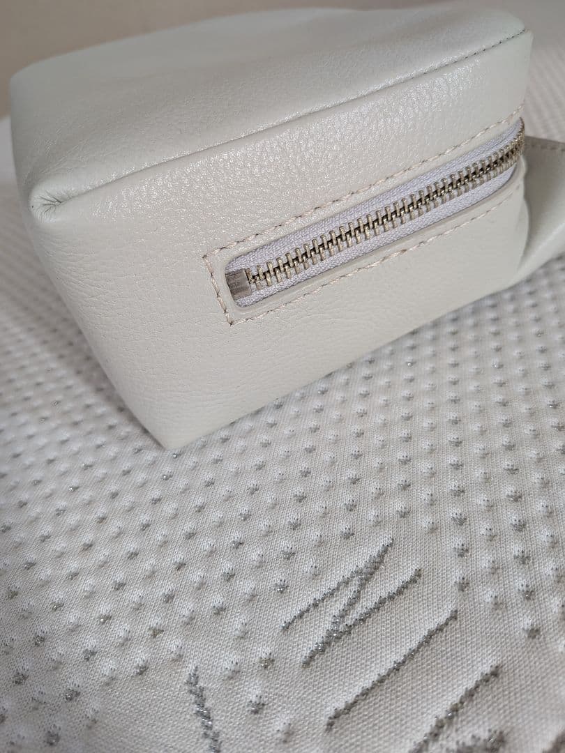 マザーハウス　SORA M 2way ショルダーバッグ　ホワイト