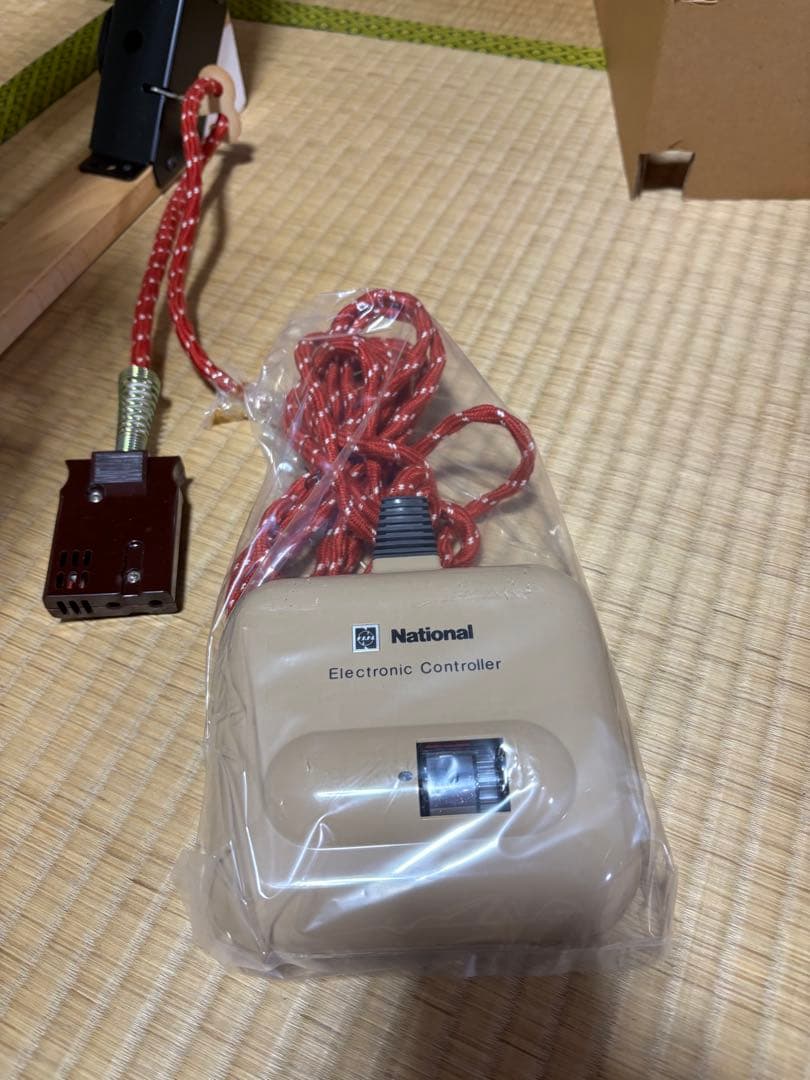 ナショナル　白木の家具調こたつ 【天板別売り】