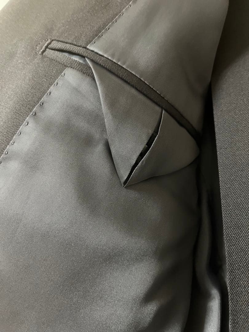 新品TOMORROWLAND ウール ソリッド シングルブレステッド2Bスーツ