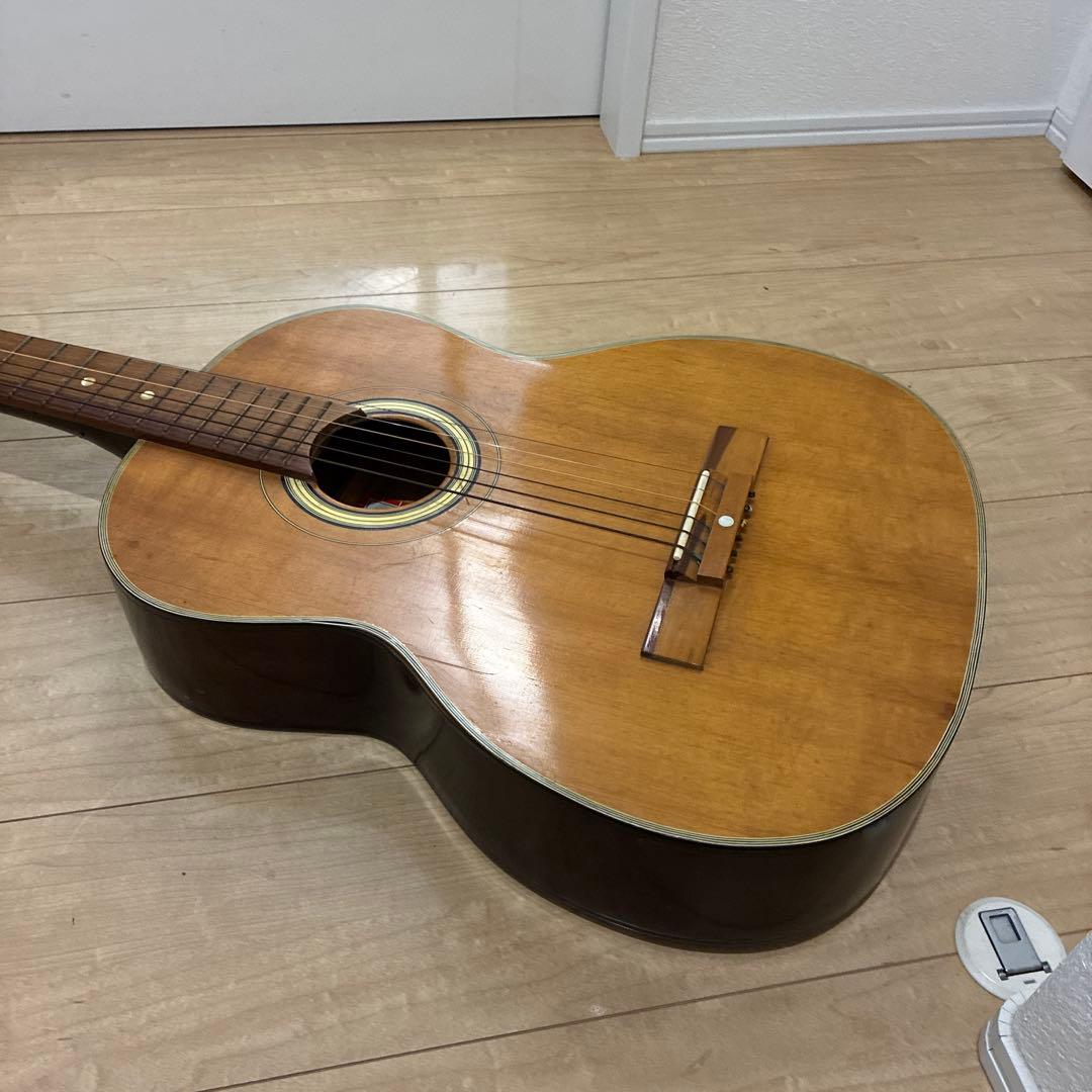 YAMAHA Dynamic GUITAR NO.20 ダイナミックギターです