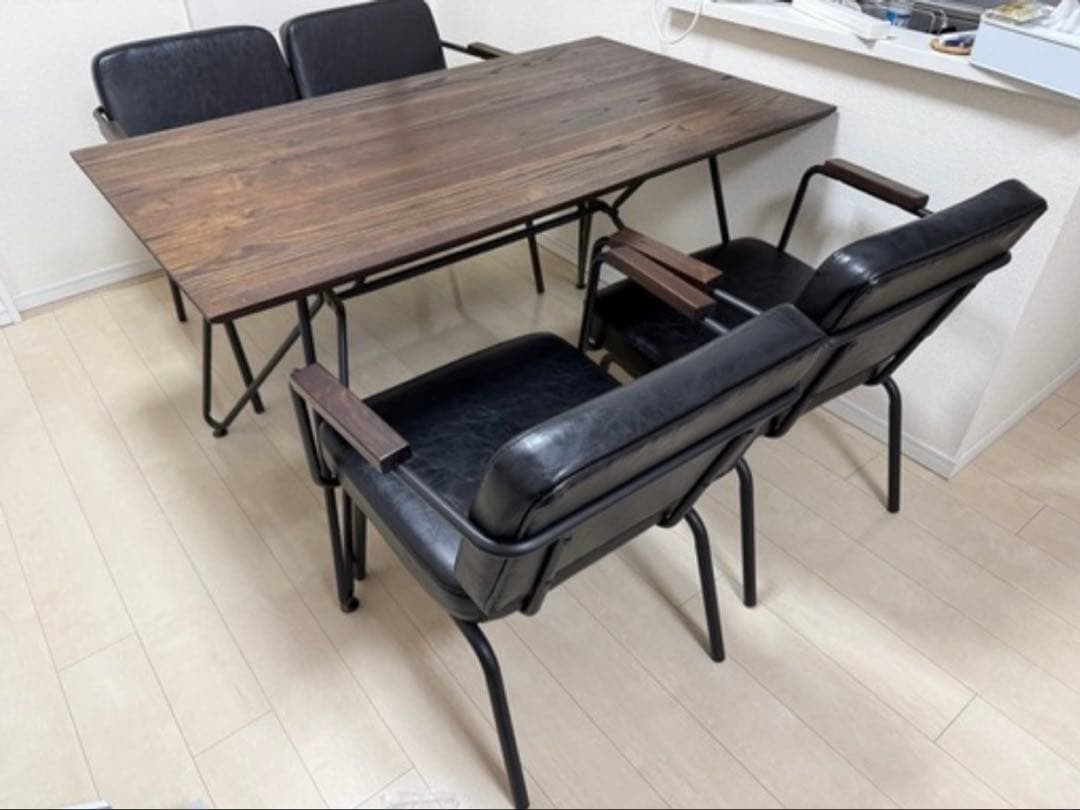 LOWYAダイニングテーブルセット 木製テーブルと椅子4脚