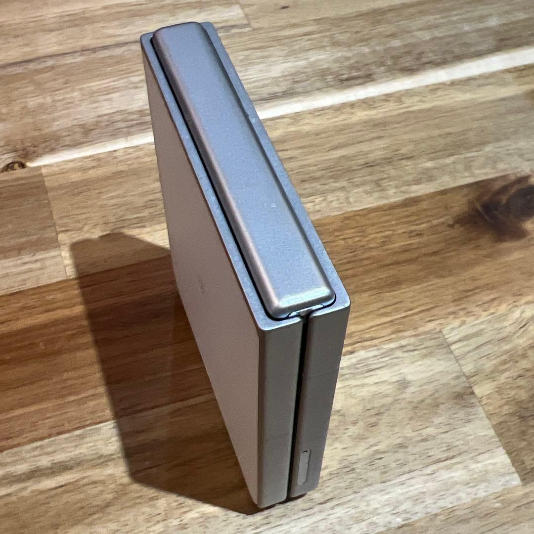 Z335 Y mobileSIMフリー　Libero Flip A304ZT