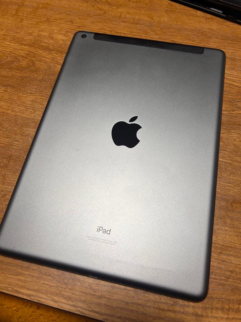 iPad 第9世代　256GB Wi-Fi+Cellular
