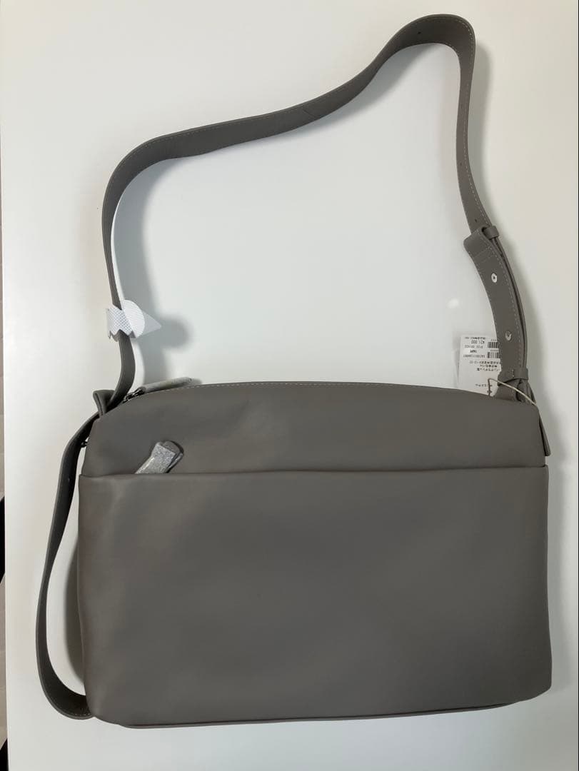 ear PAPILLONNER 2wayレザーショルダーバッグ カラー　トープ