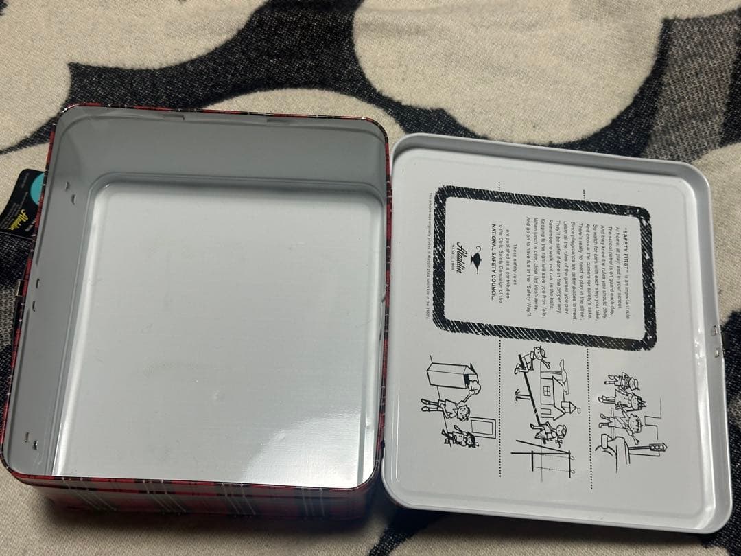 新品未使用　Aladdin×PEANUTSタータンチェックランチボックスセット