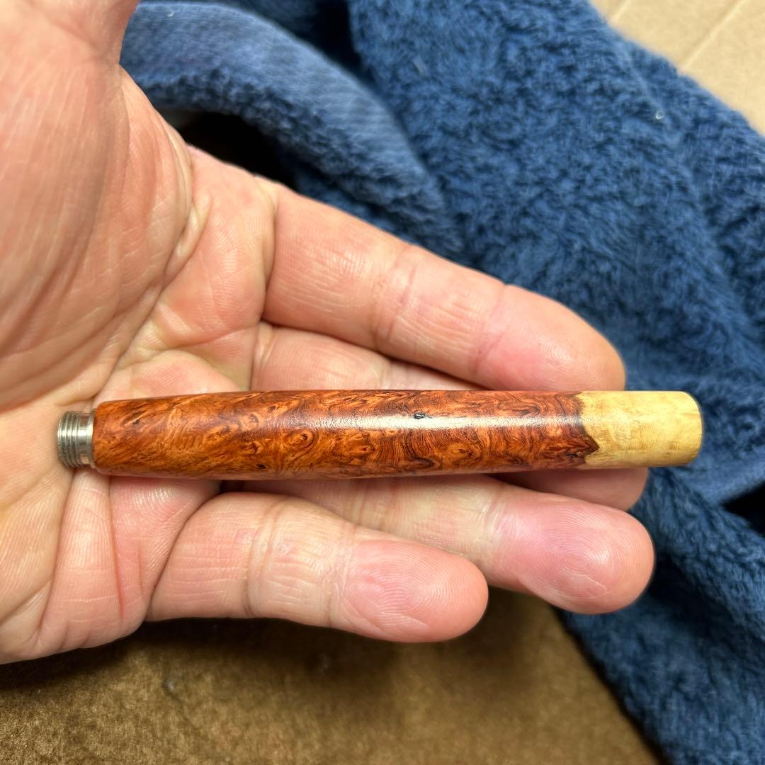 スプリームスタイル　オリジナル　ボールペン 本花梨瘤紅白