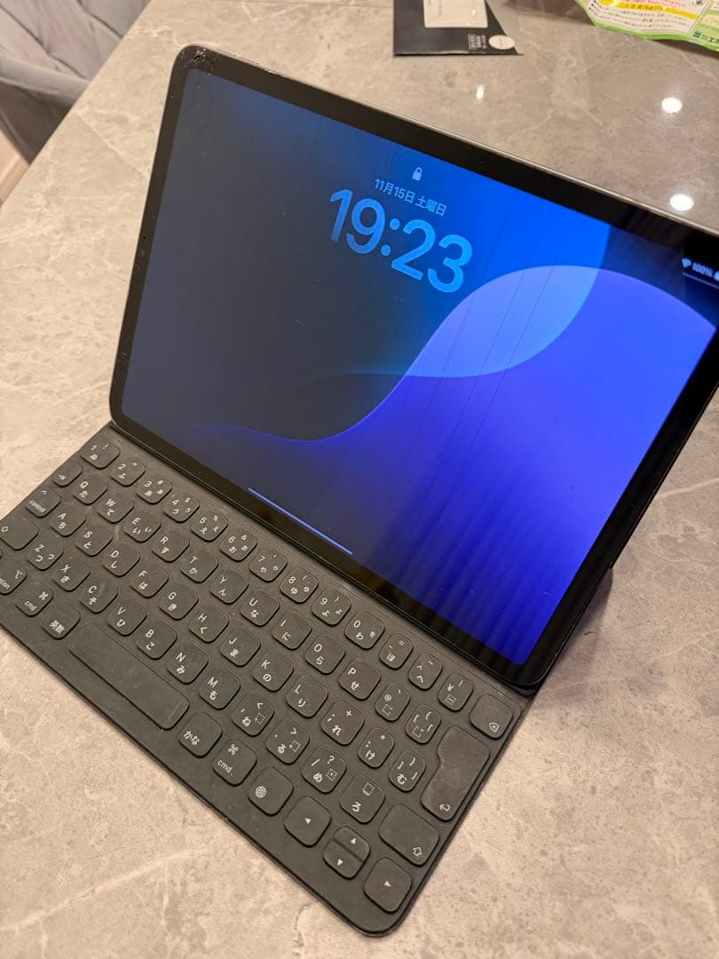 iPad Pro 第4世代256G + Smart Keyboard Folio