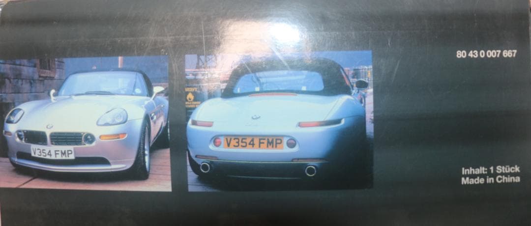 BMW Z8 「007 ワールドイズノットイナフ」バージョン １／１８中古品