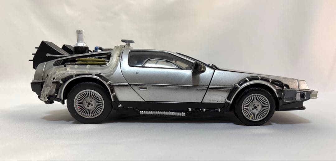 1/15 バック トゥ ザ フューチャー パート2 タイムマシン デロリアン