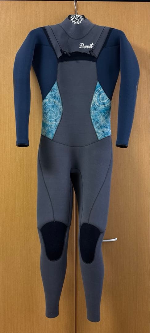 美品Bewet フルスーツ グレー/青 膝パッド付き