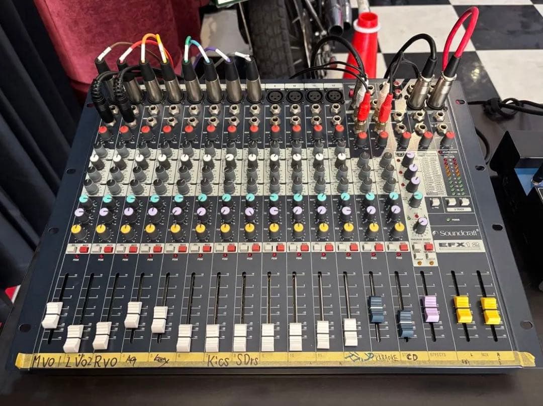 Soundcraft EFX12 16chアナログミキサー 美品
