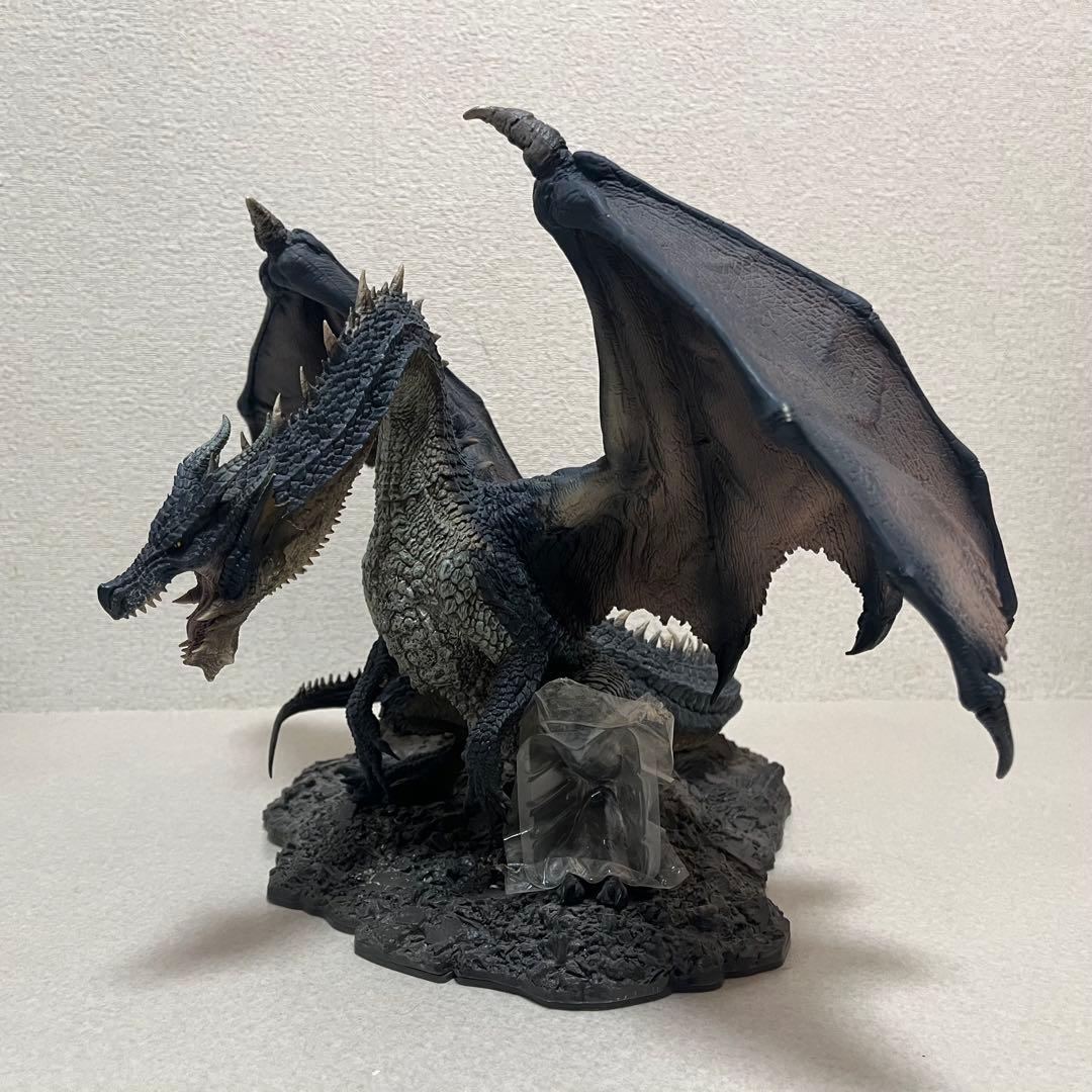 黒龍ミラボレアス カプコンフィギュアビルダー クリエイターズモデル CFB