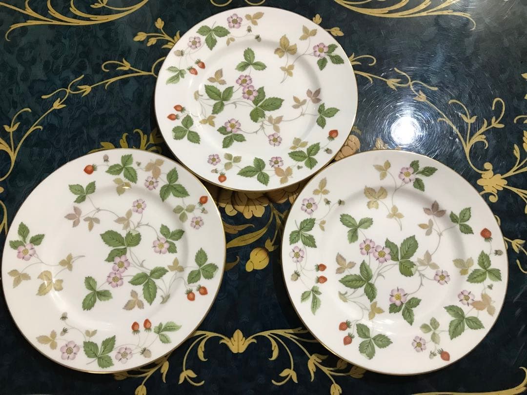 希少品！新品！ウェッジウッド★ワイルドストロベリー　カップソーサー　プレート皿