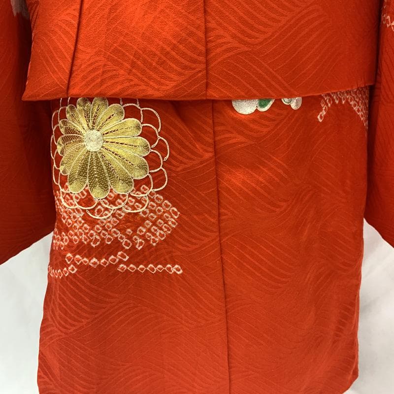 601ag5□七五三 三歳 女児 着物&兵児帯&長襦袢 御所車 菊 朱色□美品