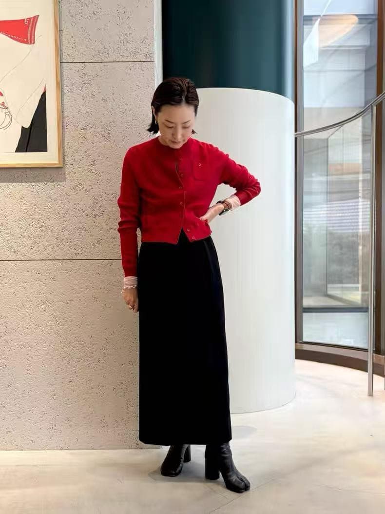 未使用品、CABaNコットンカシミヤ クルーネックカーディガン　レッドS