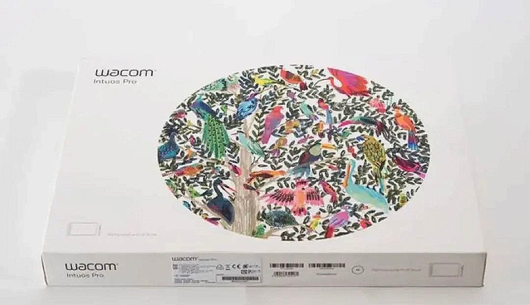 ワコム Medium ペンタブレットPTH-660ブラック 絵デジタル 美品