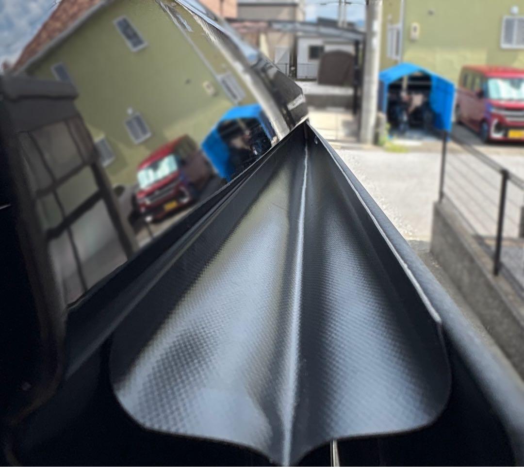 ハイゼットカーゴ ・アトレー700系リヤ窓の雨除けステルスドアバイザー