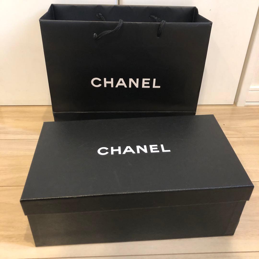 シャネル　CHANEL パール付きフラットパンプス