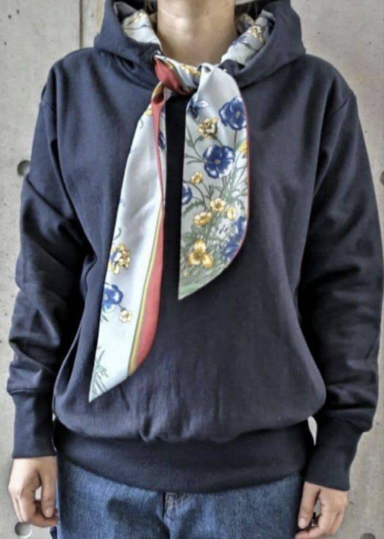 美品★MUVEIL スカーフ リボン フーディー 38 ネイビー