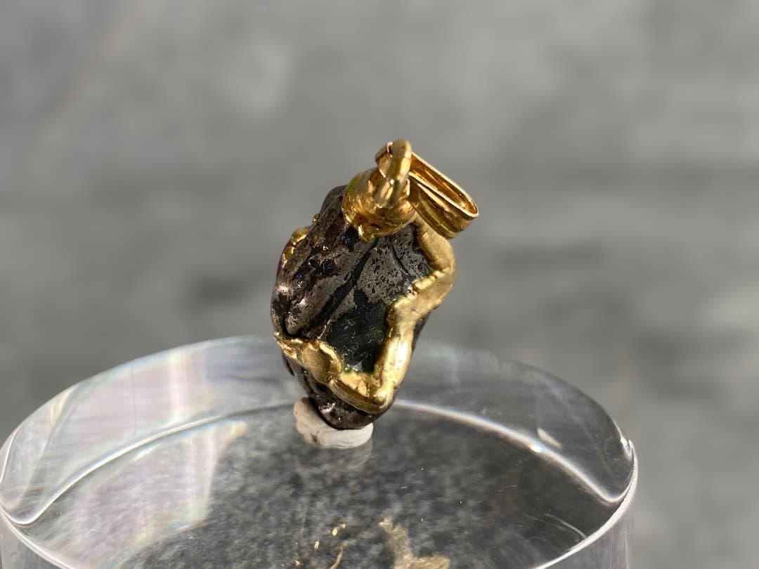 隕石ペンダント スギライト付き②