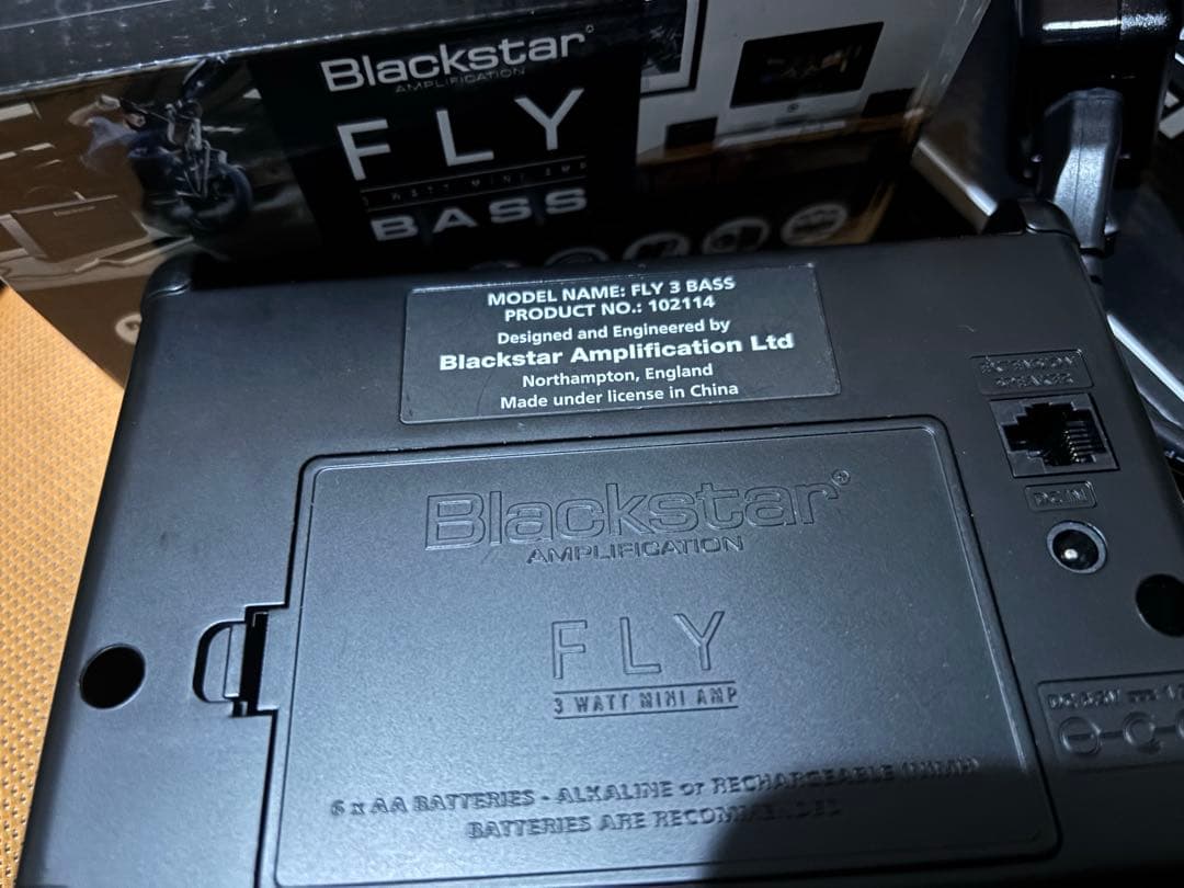 さとPBlackstar FLY3 BASS 純正アダプタ PSU-1付き