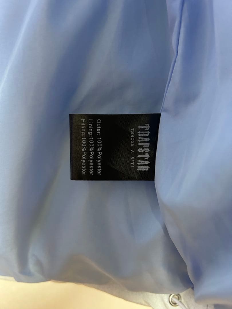 ビッチアムだぁーだぁ　TRAPSTAR グラデーションベスト