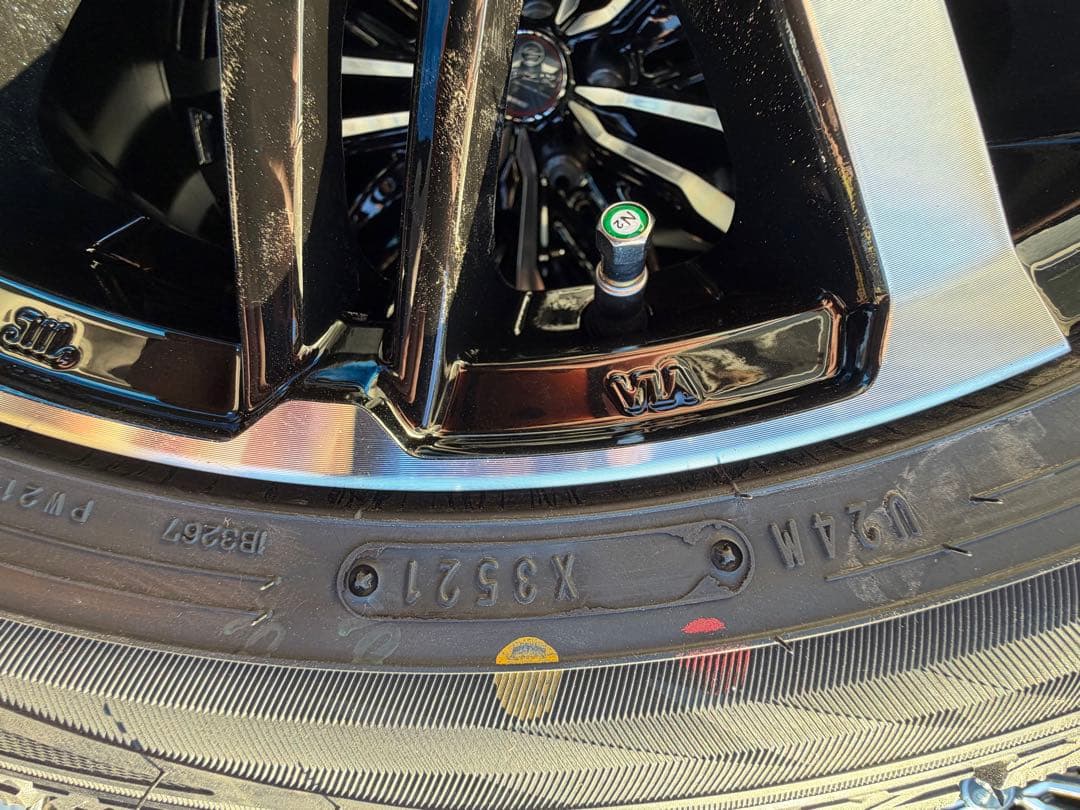 S*r様 スタッドレスタイヤ 新品4本セット17インチ＊215/50 R17