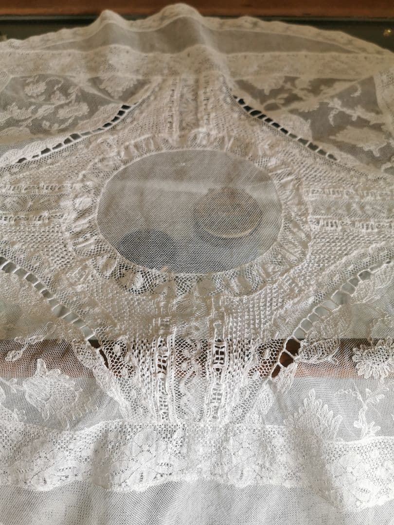 アンティークフランス ノルマンディー＆ボビンレース 美しいφ56㎝ラージドイリー