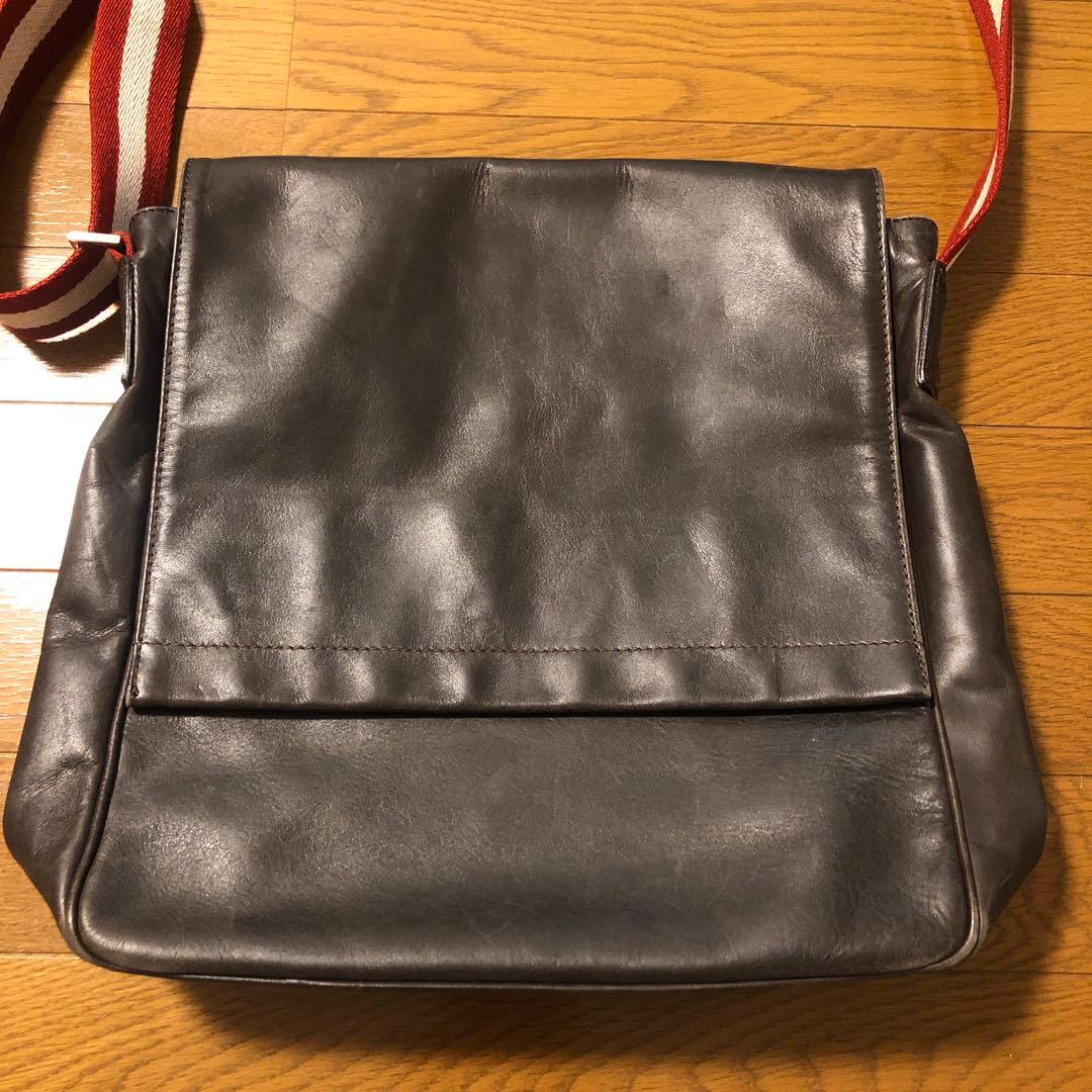 ◎ BALLY ダークブラウン レザー ショルダーバッグ