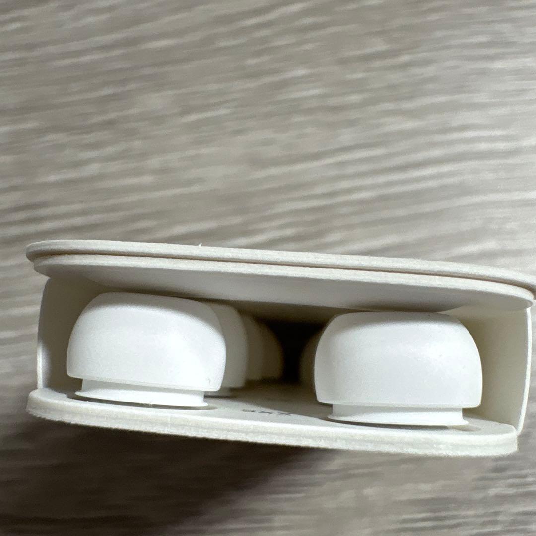 こ 最新型AirPods Pro 3 充電ケース付き