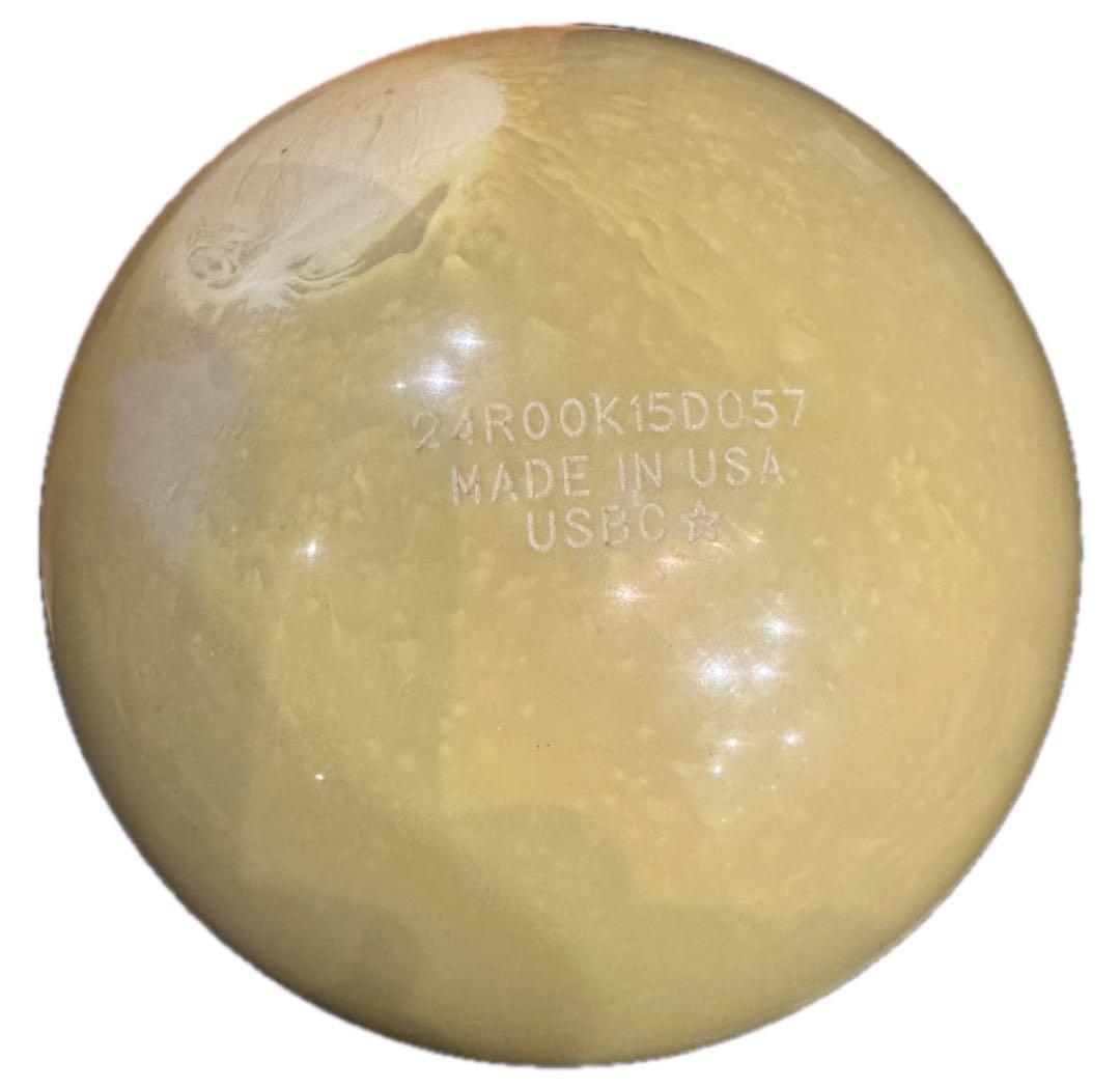 Optimum Idol Glow ボウリングボール 15ポンド