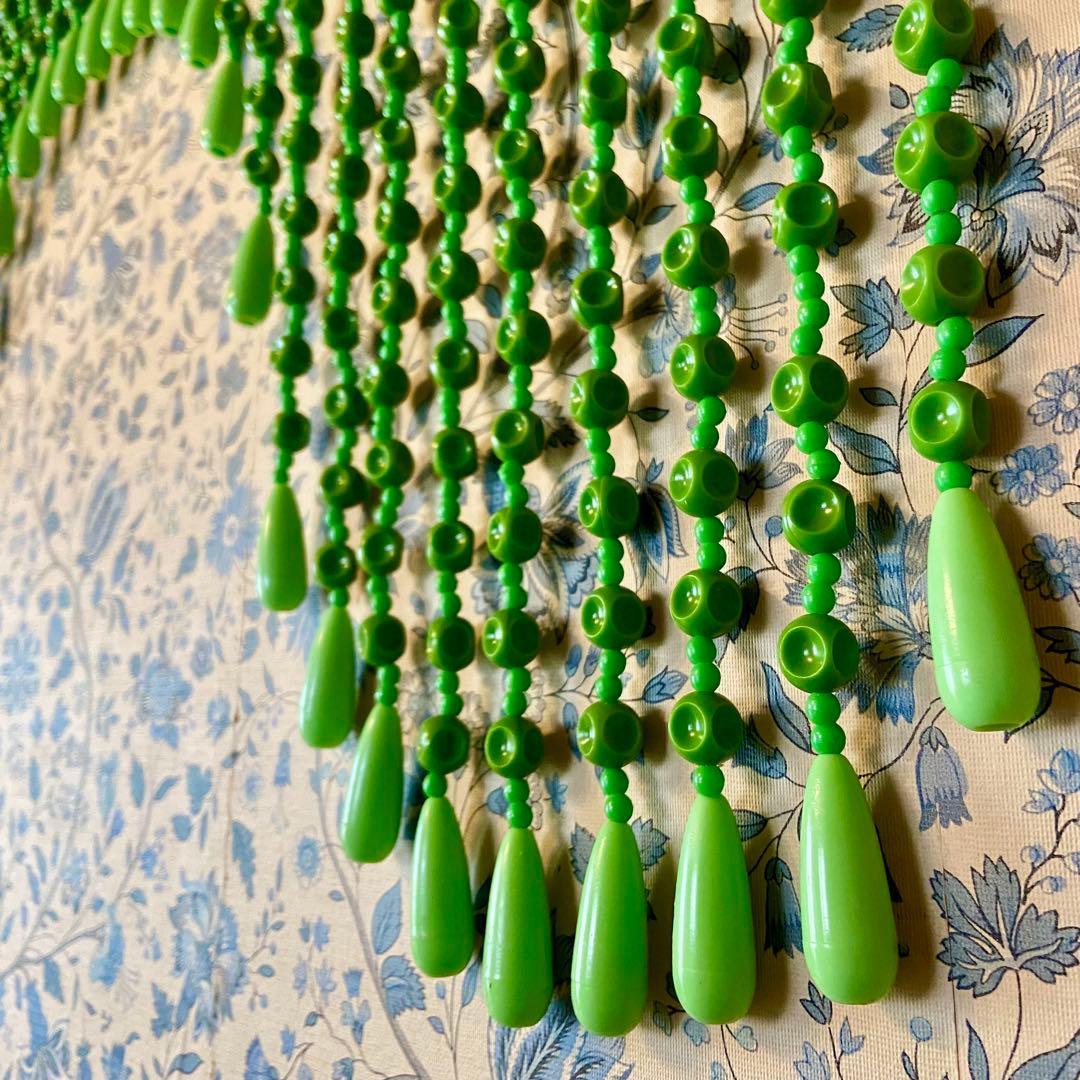 昭和レトロ　ビーズのれん　レトログリーン　当時物　レトロポップ