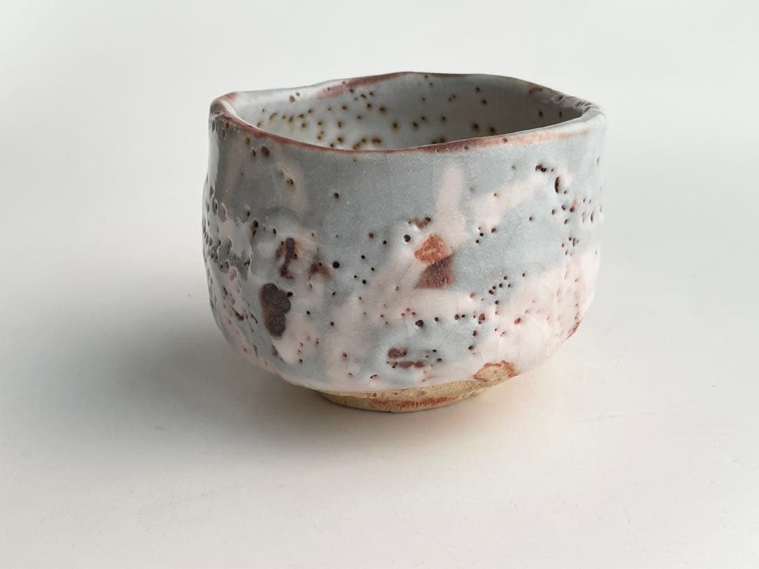 陶芸家　安藤日出武　志野茶碗　茶盌　抹茶碗　共箱　志野　鼠志野　美濃　桃山