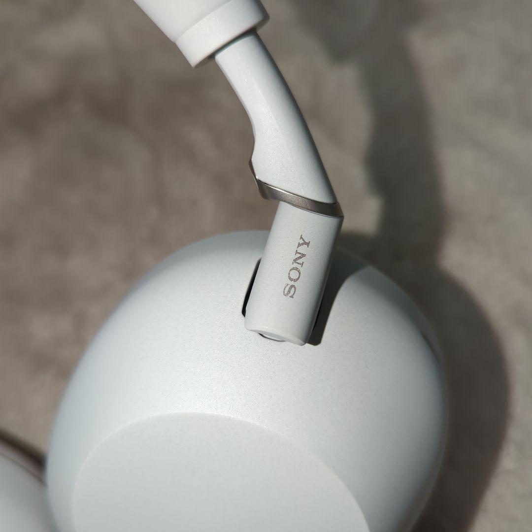 【美品】【保証付き】SONY WH-1000XM6 プラチナシルバー