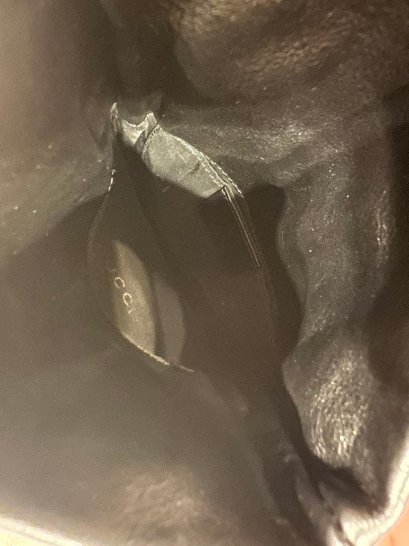 GUCCI ブラックレザー ミニショルダーポーチ