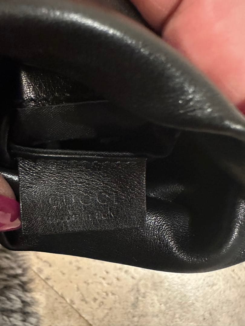 GUCCI ブラックレザー ミニショルダーポーチ