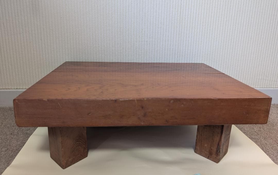 木製シンプルテーブル　屋久杉花台