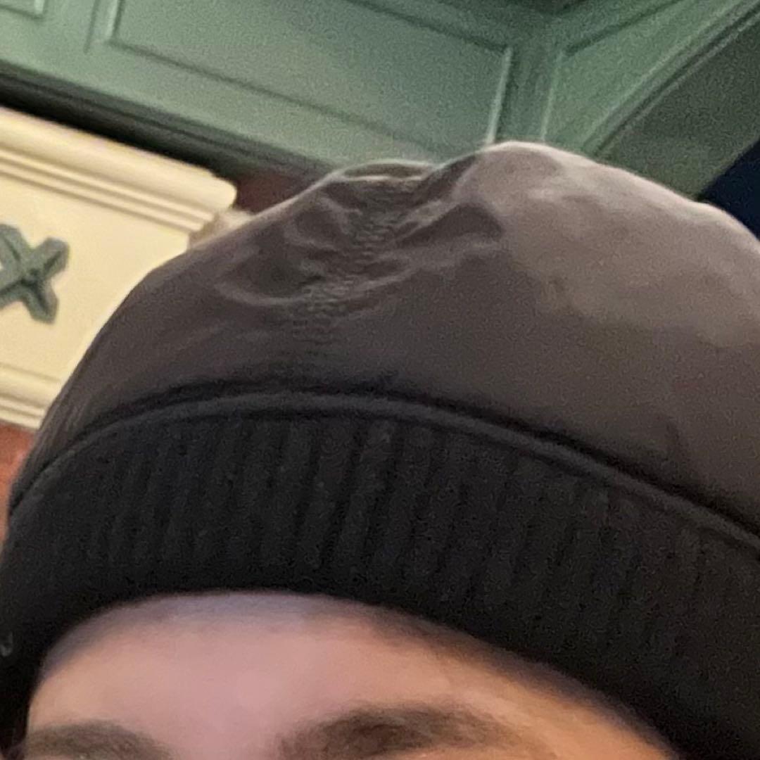 PRADA ブラック ニット帽 ビーニー　L