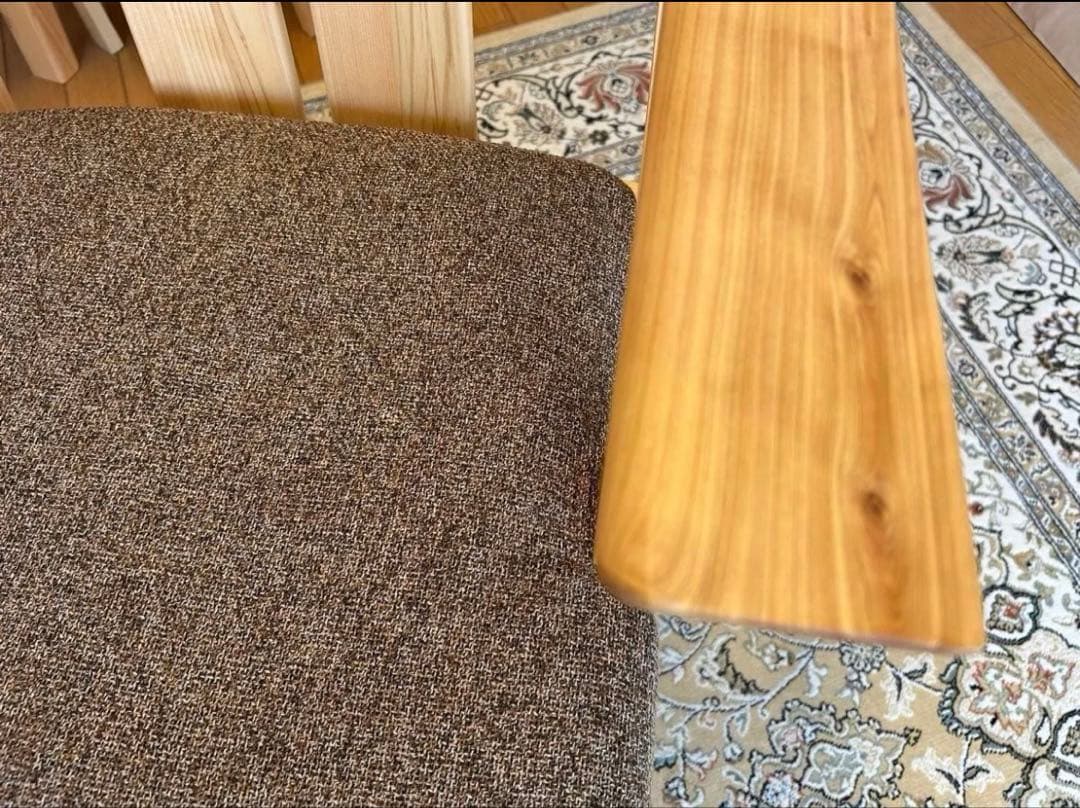 ☆ダイニングチェア 椅子　回転　アーム付き　肘置き　二脚目