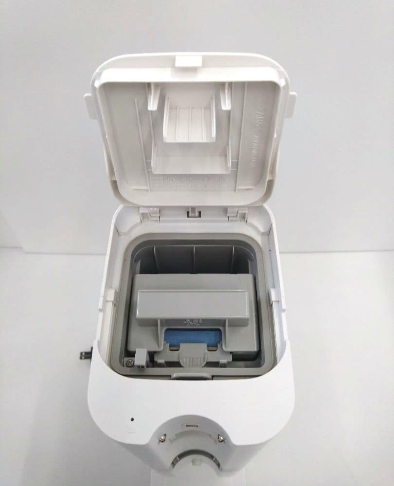 パナソニック 掃除機 コードレス MC-NS10K-W ナノイーX 2022年製