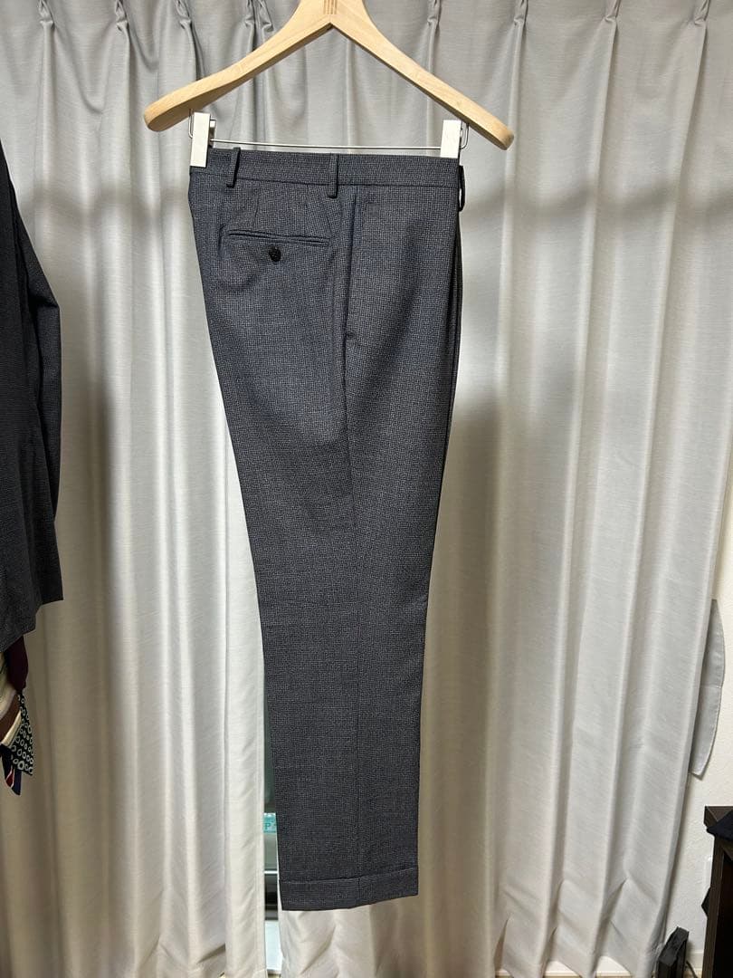 美品CARUSOカルーゾ　スーツ46マイクロハウンドトゥース