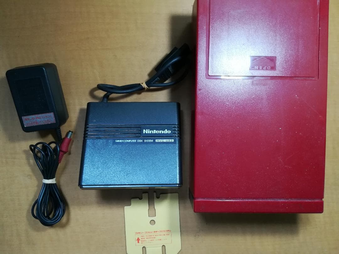 ファミコン2台+ディスクシステム★ジャンク(故障)品